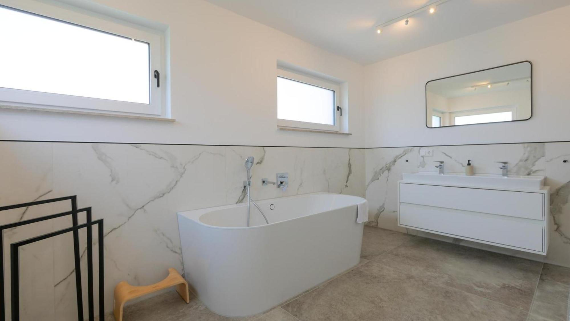 Eleganter Neubau-Luxus In Paderborn & Stilvoller Rueckzugsort Fuer Bis Zu 9 Gaeste Dış mekan fotoğraf
